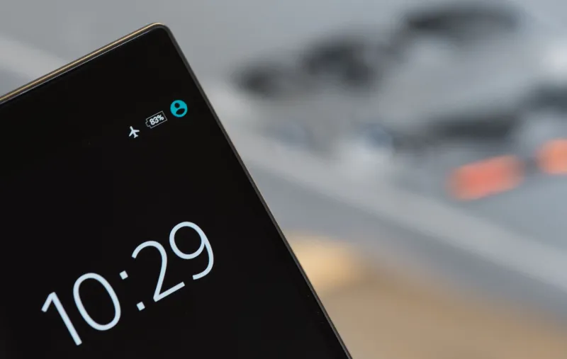Smaller Cell, Longer Day: How Open-Source Software Wins the Battery War Without a Bigger Pack